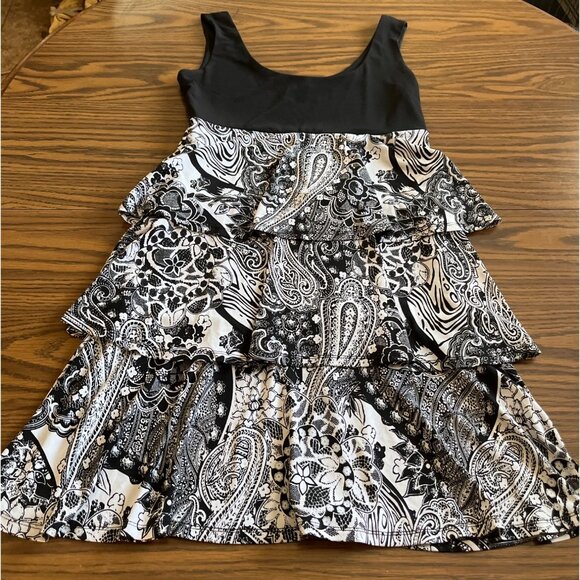 Sandra Darren black white sleeveless dress size 6 - Picture 1 of 7